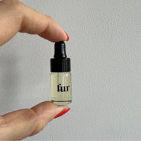 Fur multi use body oil travel size bundle of 3 - Picture 3 of 5